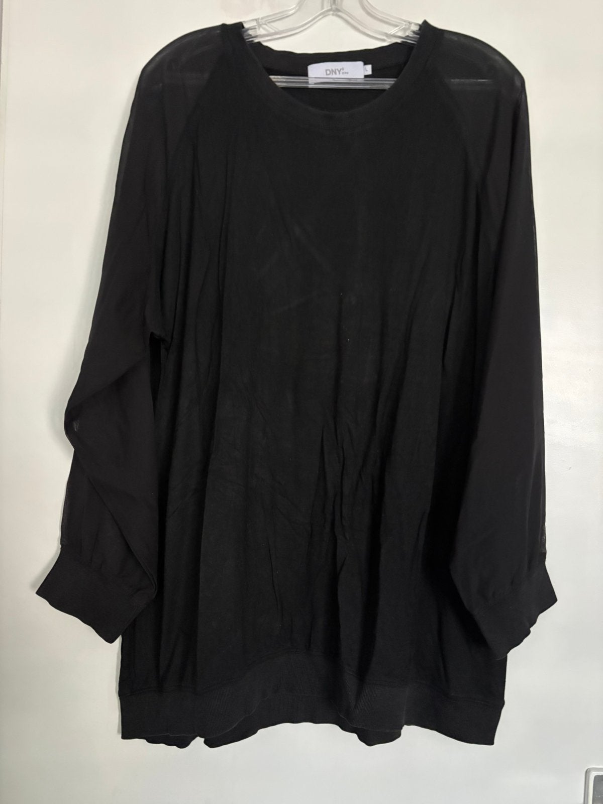 DNY zwart shirt, transparante mouwen, maat L, Ophalen of Verzenden, Zo goed als nieuw, Zwart, Shirt of Top