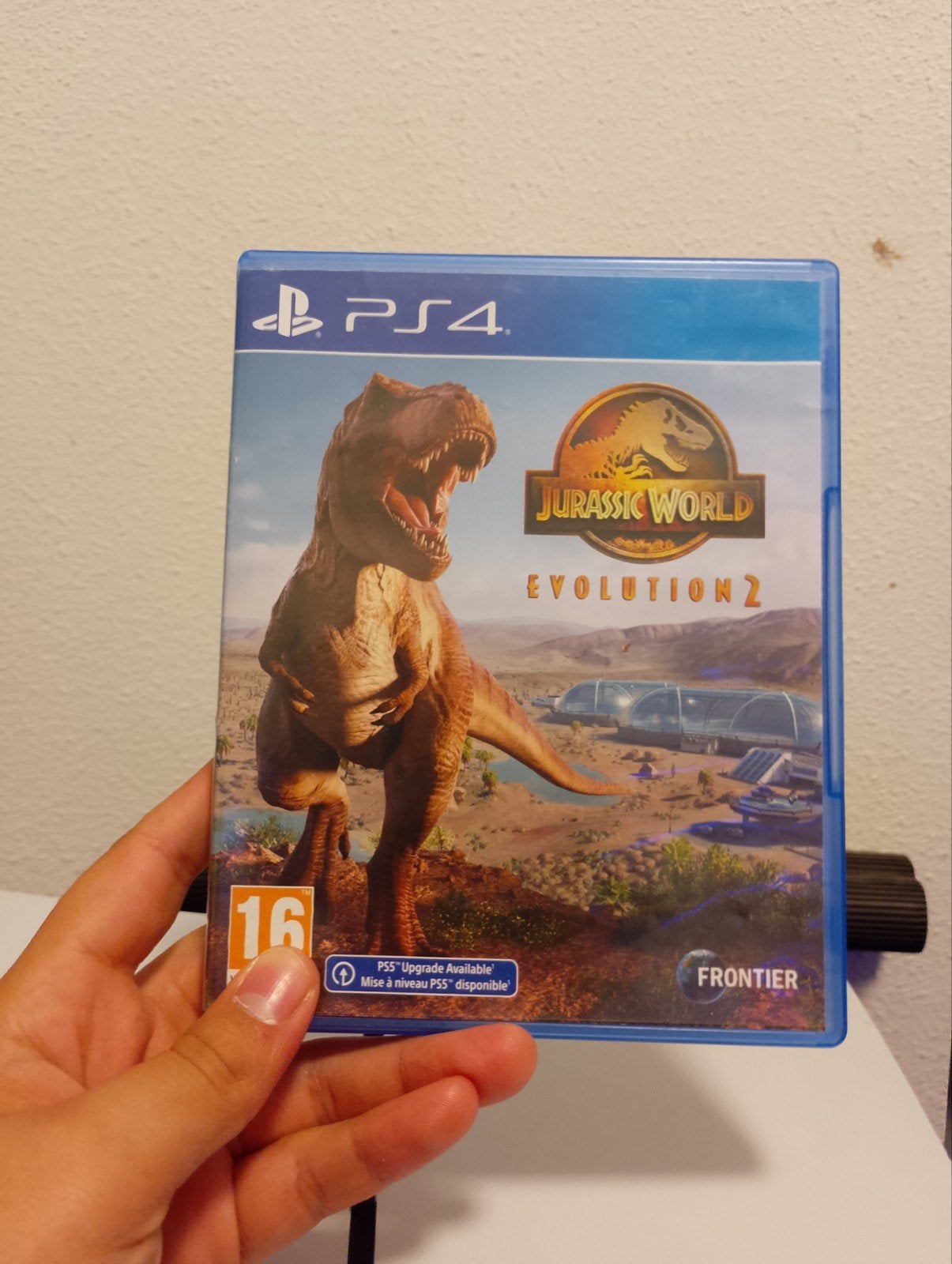 Jurassic World Evolution 2 - PS4 Game, 1 speler, Ophalen of Verzenden, Zo goed als nieuw, Vanaf 16 jaar