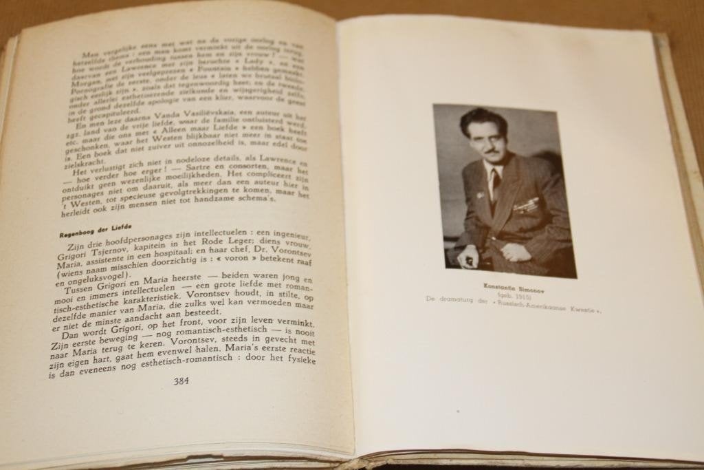 Van Nitsjevo tot Chorosjo! - Anthologie Russische literatuur, Ophalen of Verzenden, Gelezen
