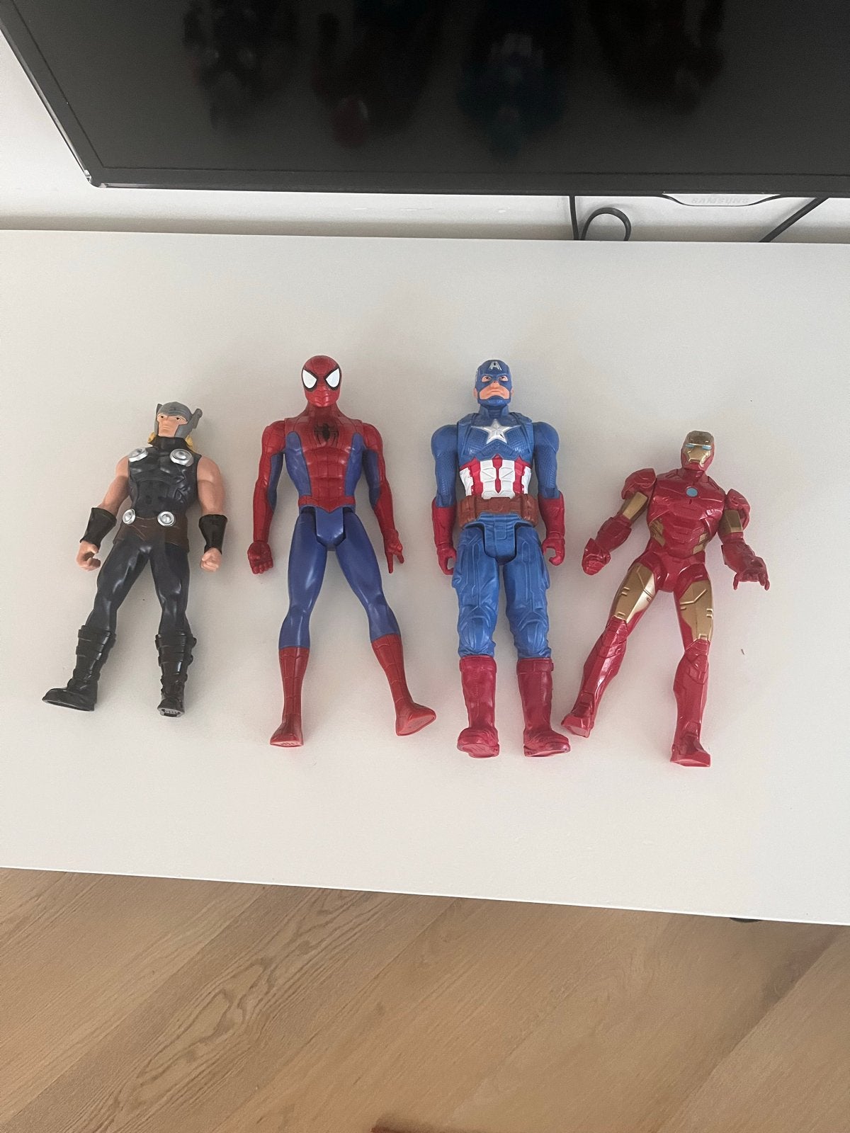 Marvel Avengers actiefiguren set (5 stuks), Kinderen en Baby's, Speelgoed | Actiefiguren, Ophalen of Verzenden, Gebruikt