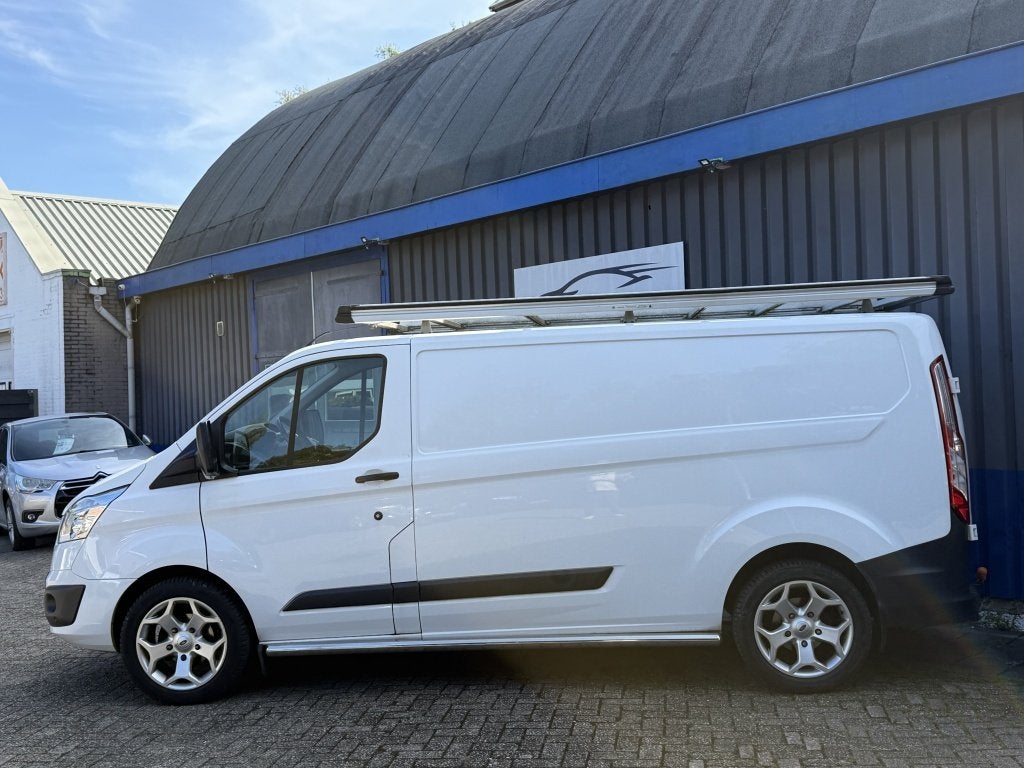 Ford Transit Custom 290 2.0 TDCI L2H1 Tr (bj 2017), Euro 6, 4 cilinders, Wit, Origineel Nederlands