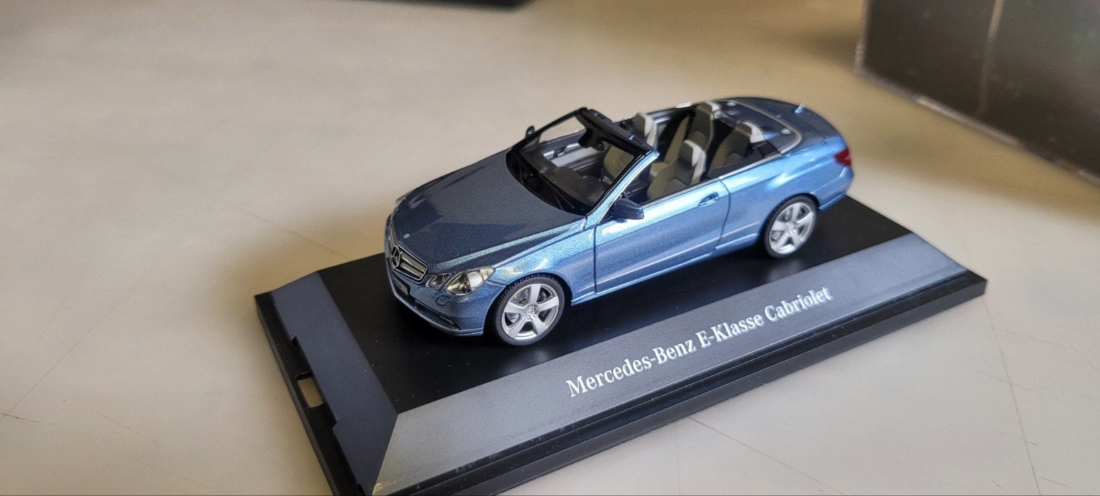 schuco Mercedes E_klasse cabrio, Hobby en Vrije tijd, Ophalen of Verzenden, Zo goed als nieuw, Auto, Schuco