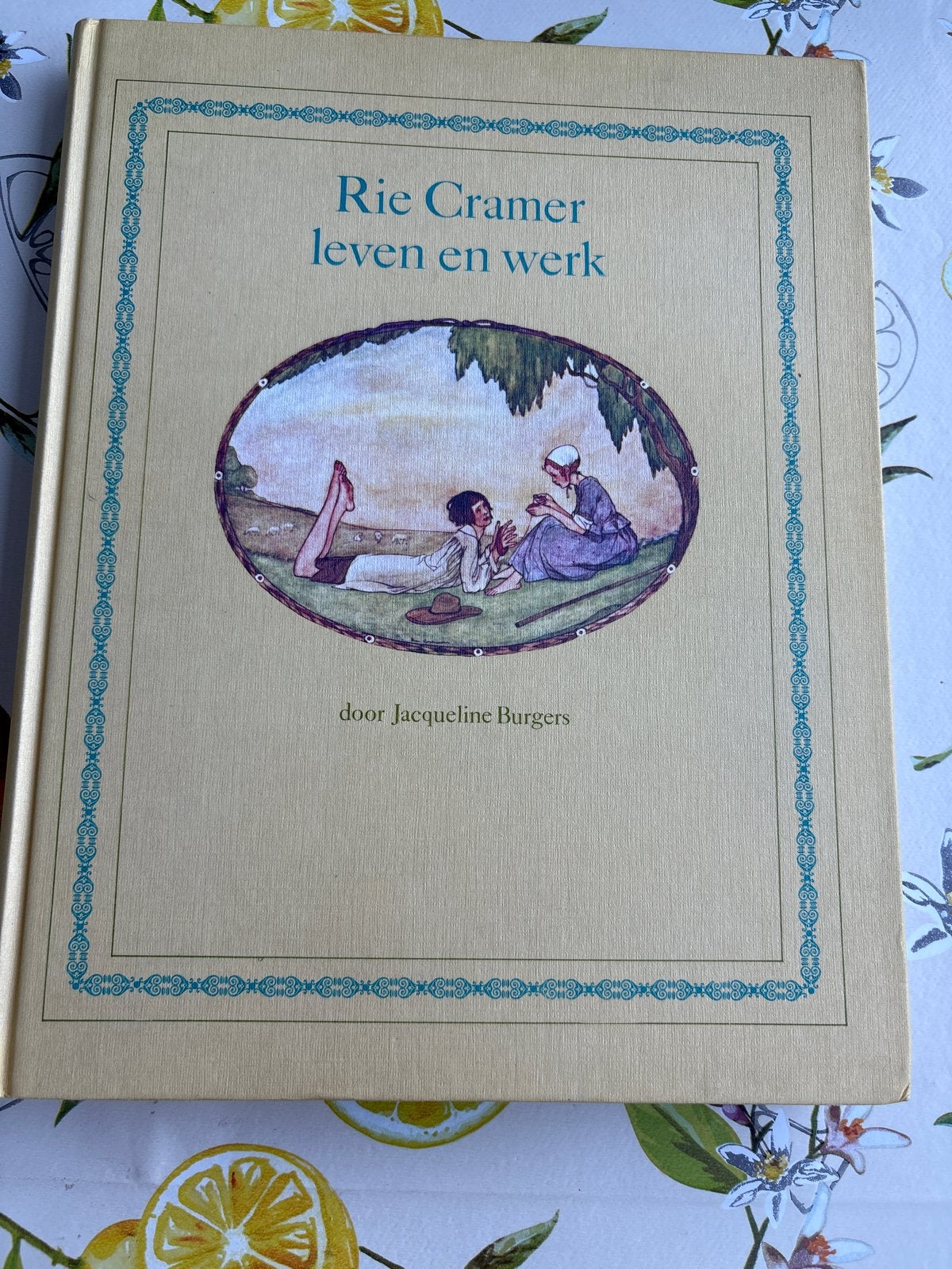Rie Cramer leven en werk - Jacqueline Burgers (1987), Ophalen of Verzenden, Gelezen, Overige onderwerpen