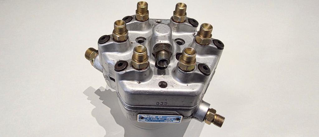 Mercedes-Benz Brandstofverder 0438100084 W123 W116 W460 R107, Auto-onderdelen, Ophalen, Gebruikt, Mercedes-Benz