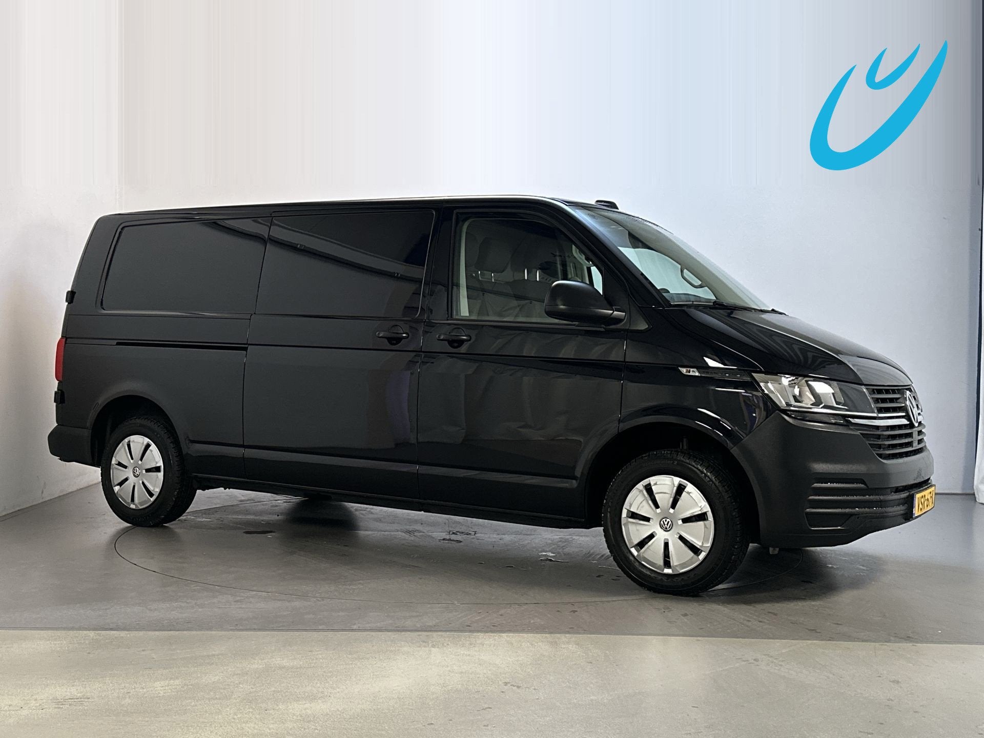 Volkswagen Transporter 2.0 TDI 150pk DSG L2H1 3-zits Navigat, Stof, Gebruikt, 4 cilinders, Volkswagen