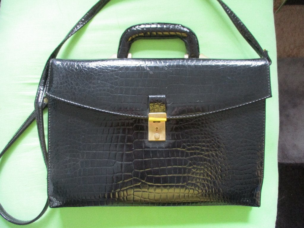 Zwarte tas, hand e  schouder (lakmateriaal), Sieraden, Tassen en Uiterlijk, Tassen | Damestassen, Ophalen, Nieuw, Zwart, Schoudertasje