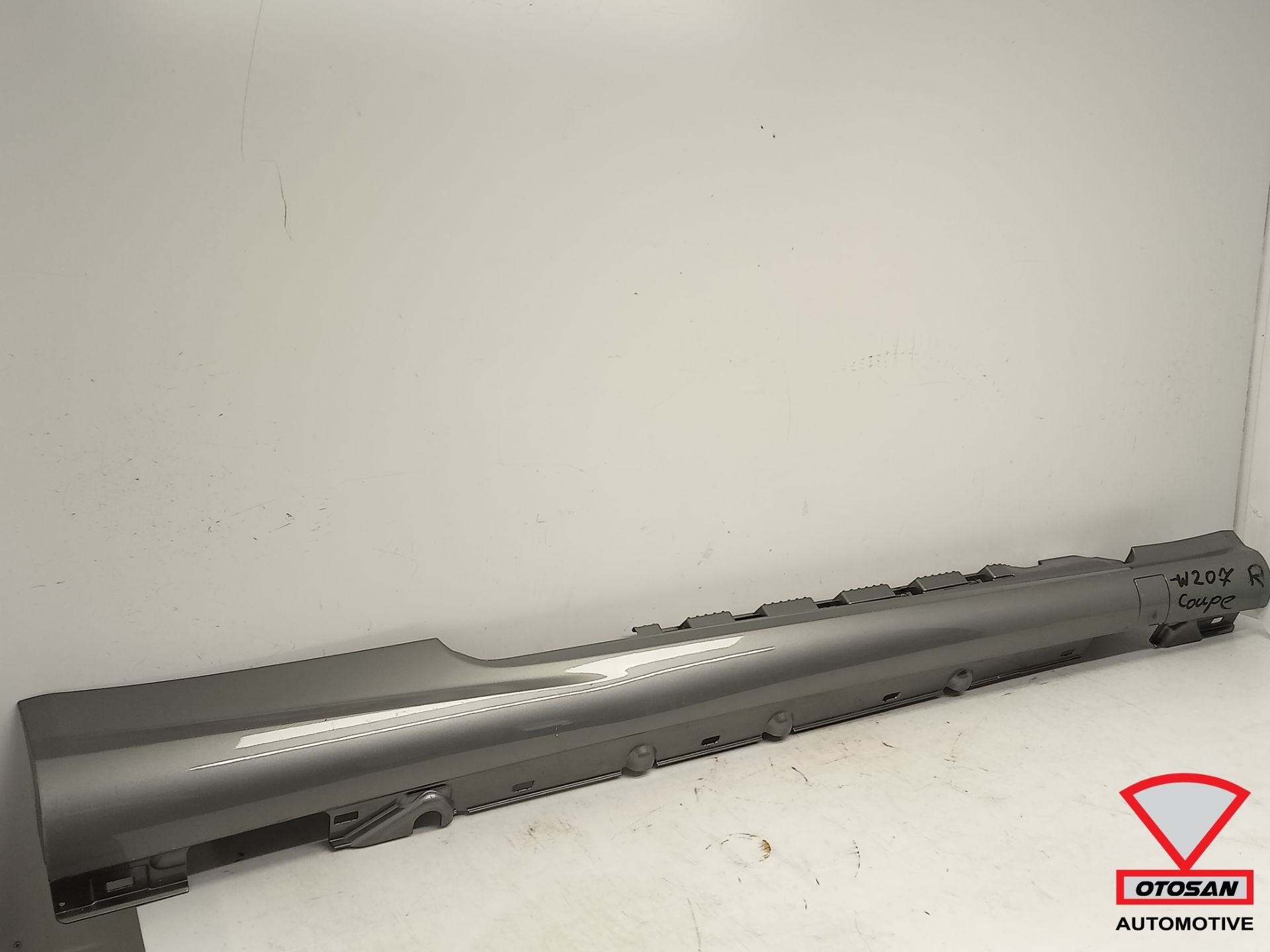 Mercedes E Coupe W207 AMG Side Skirt Rechts A2076901840, Gebruikt, Mercedes-Benz AG, Mercedes-Benz, Rechts