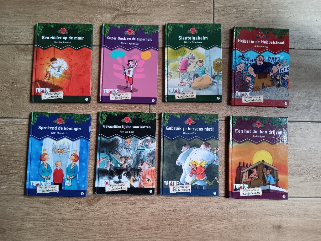 8 Taptoe mysterieuze kinderboeken, Boeken, Ophalen of Verzenden, Zo goed als nieuw, Fictie