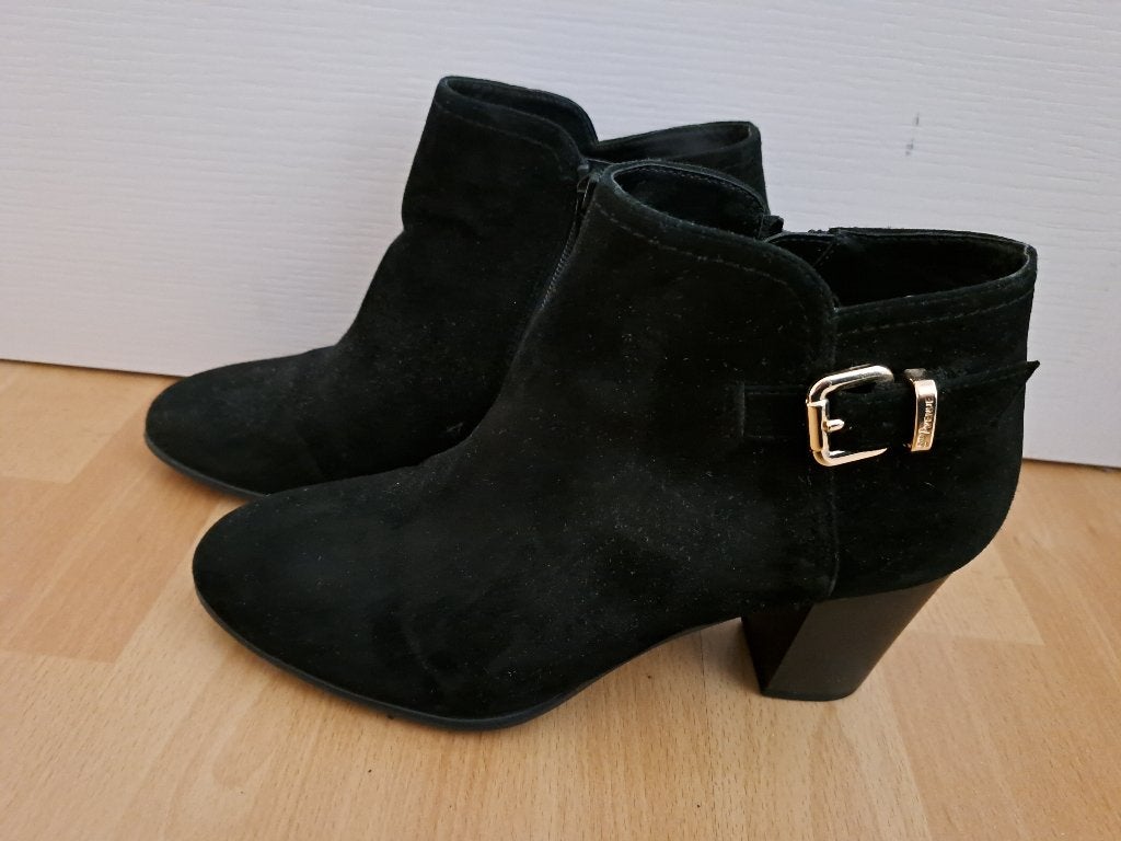 Zwarte suède dames enkel / laarzen enkellaarzen maat 41, Kleding | Dames, Schoenen, Zwart, Lage of Enkellaarzen, Ophalen of Verzenden