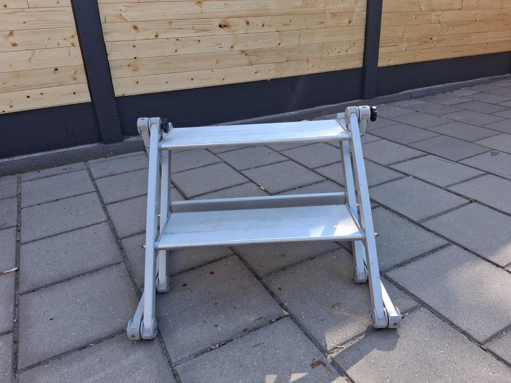 Caravan trapje, Ophalen