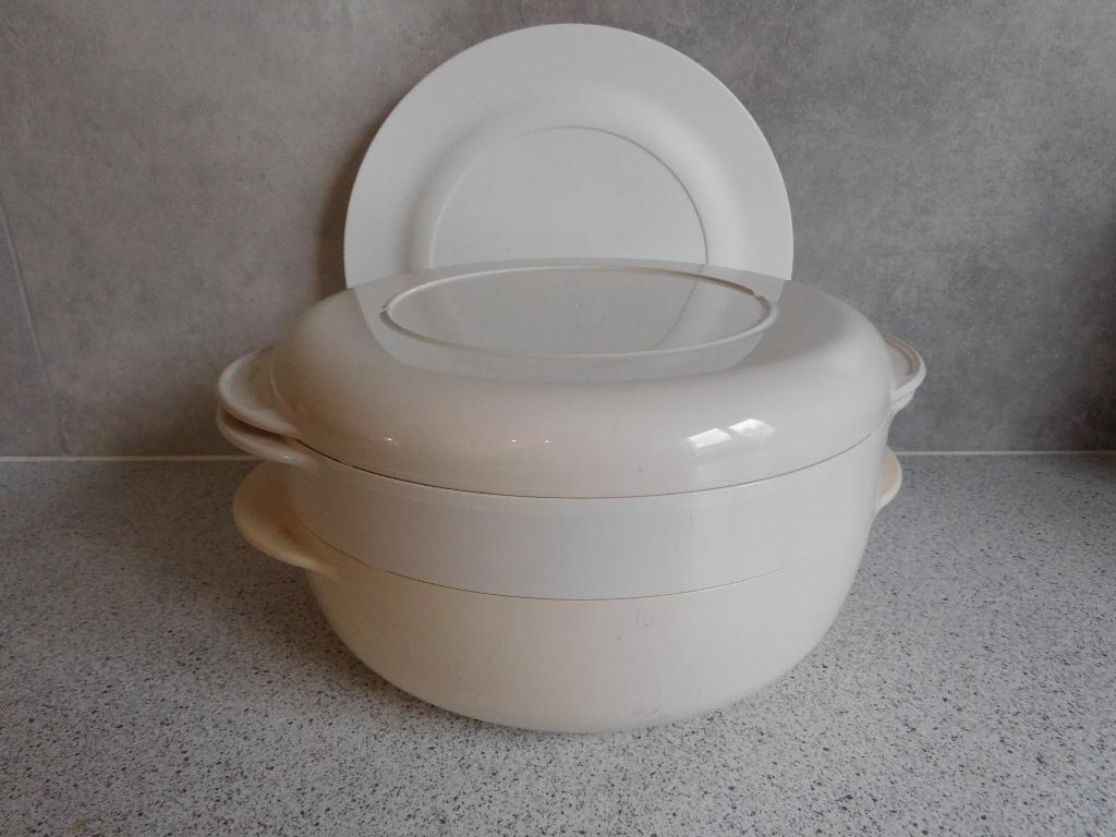 Tupperware Microplus Schaal 4 delig 1,5 Ltr. Crème, Ophalen of Verzenden, Zo goed als nieuw, Crème, Schaal