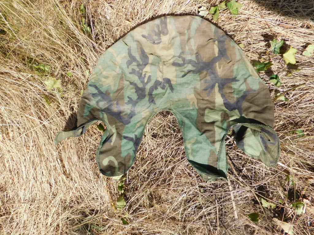 oude us erdl helm hoes (kleiner woodland patroon), Ophalen of Verzenden, Landmacht, Amerika, Helm of Baret