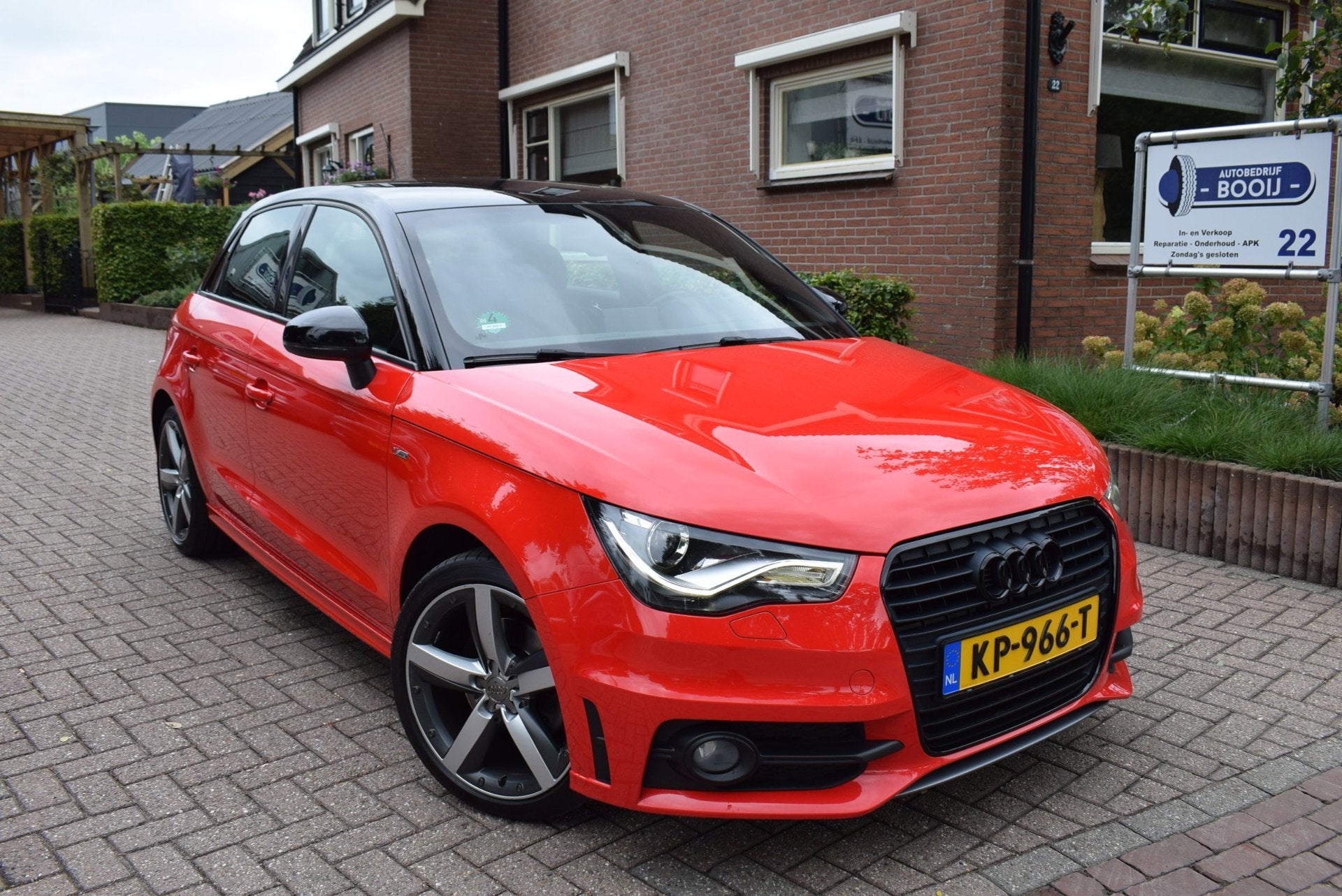 Audi A1 Sportback 1.4 TFSI S-LINE NAVI/CRUISE/AIRCO-ECC/XENO, Voorwielaandrijving, Euro 5, Stof, Zwart