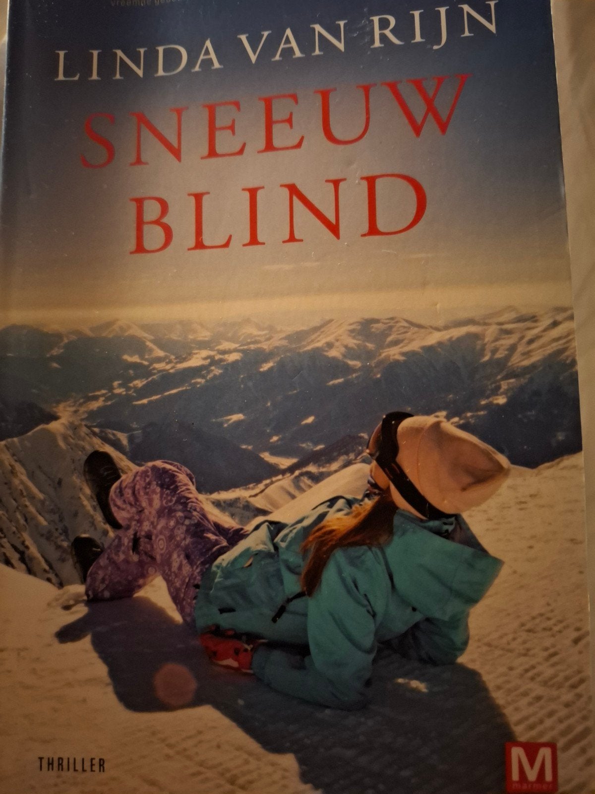 Linda van Rijn - Sneeuwblind (Thriller), Boeken, Linda van Rijn, Ophalen of Verzenden, Zo goed als nieuw, Nederland