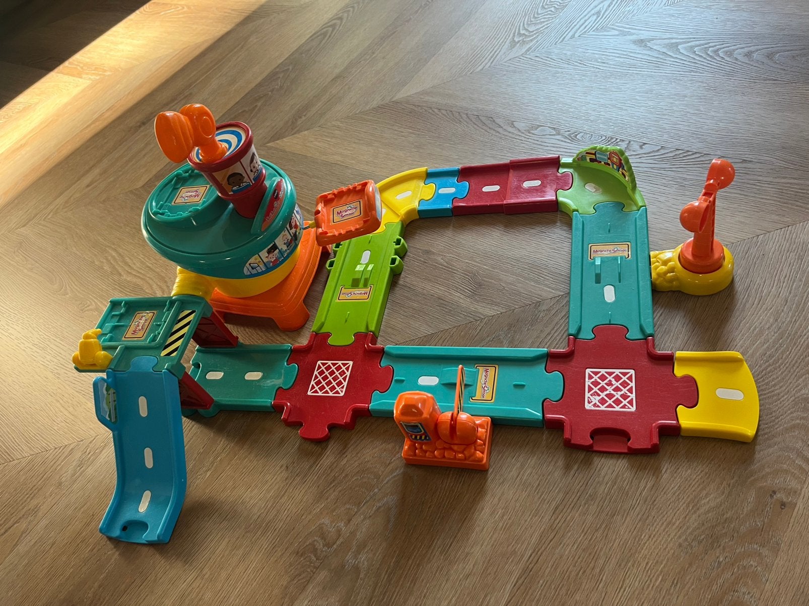 Toet toet Vliegveld, Ophalen, Zo goed als nieuw, 2 tot 4 jaar