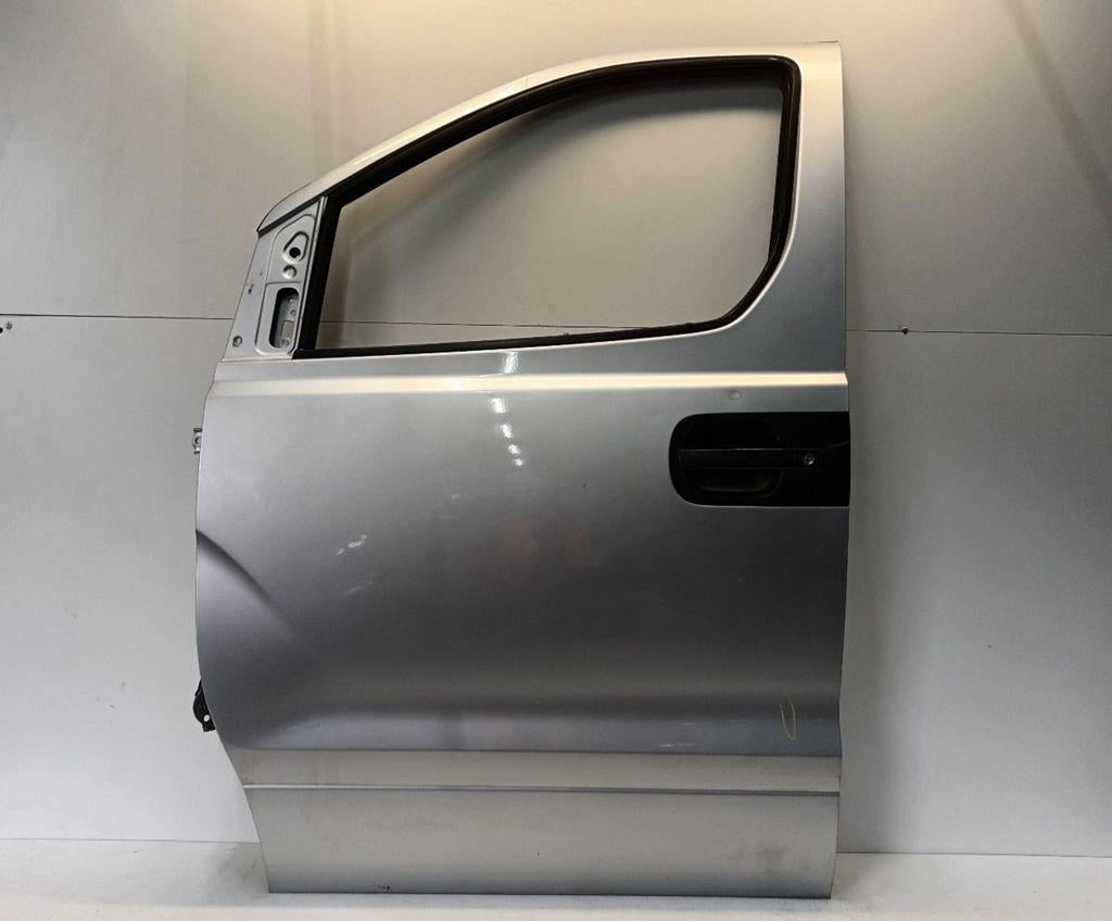 Portier links voor Hyundai H 300, Onderdelen@venauto.nl, Van der Ven Autorecycling B.V., Gebruikt, Ettenseweg 76, 4706 PB Roosendaal, The Netherlands