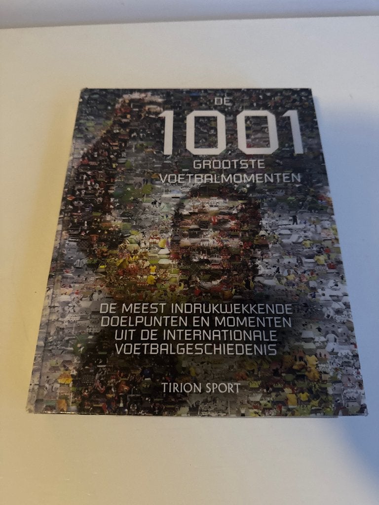 1001 grootste voetbalmomenten, Boeken, Ophalen of Verzenden, Gelezen, Balsport