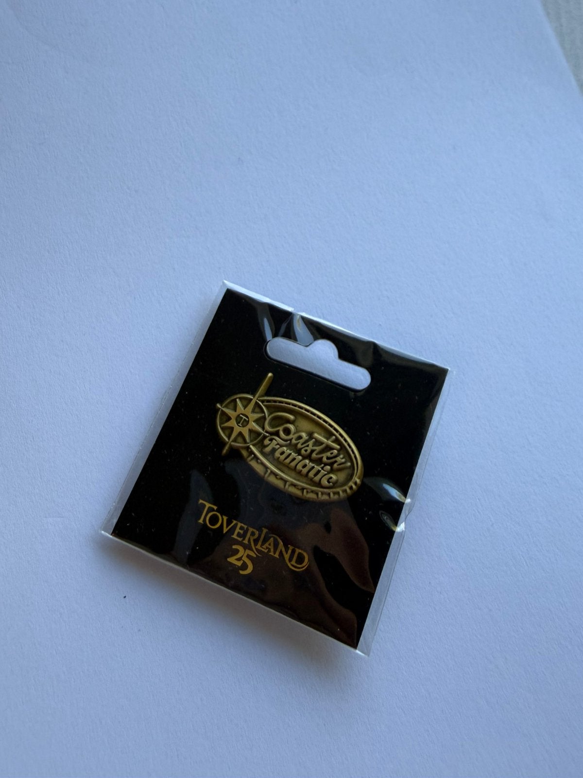 Toverland Coaster Fanatic Pin, Verzamelen, Ophalen of Verzenden, Nieuw, Overige onderwerpen, Speldje of Pin