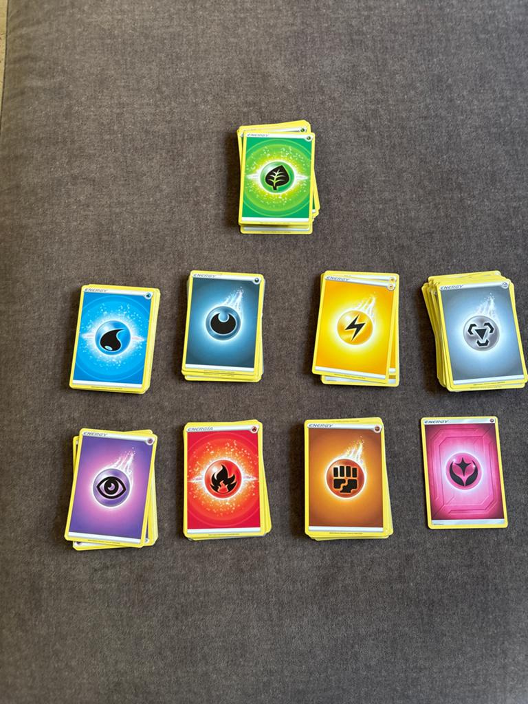 183 Pokémon Energy Kaarten - Diverse Types, Ophalen, Zo goed als nieuw, Meerdere kaarten