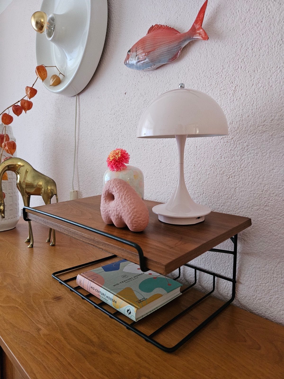 Vintage mid century 70s wandrek met lectuurhouder, .., Met plank(en), .., Gebruikt