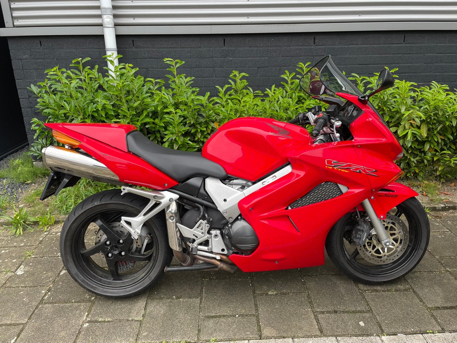 Honda VFR 800 FI, Bedrijf, 800 cc, Toermotor