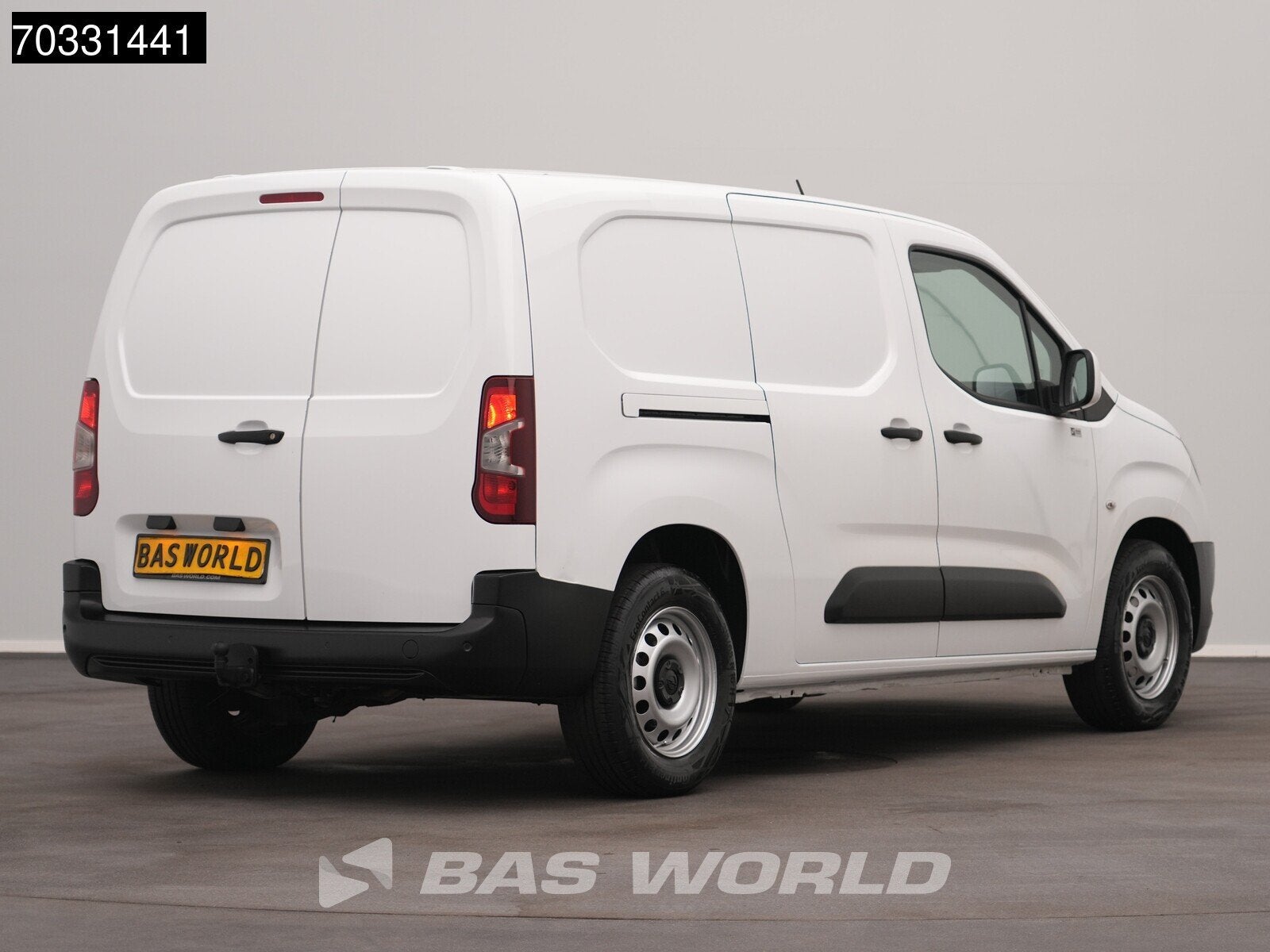 Opel Combo 102pk L2 XL Airco Cruise Navi Trekhaak L2H1 Airco, Auto's, Bestelauto's, Stof, Gebruikt, Euro 6, 4 cilinders