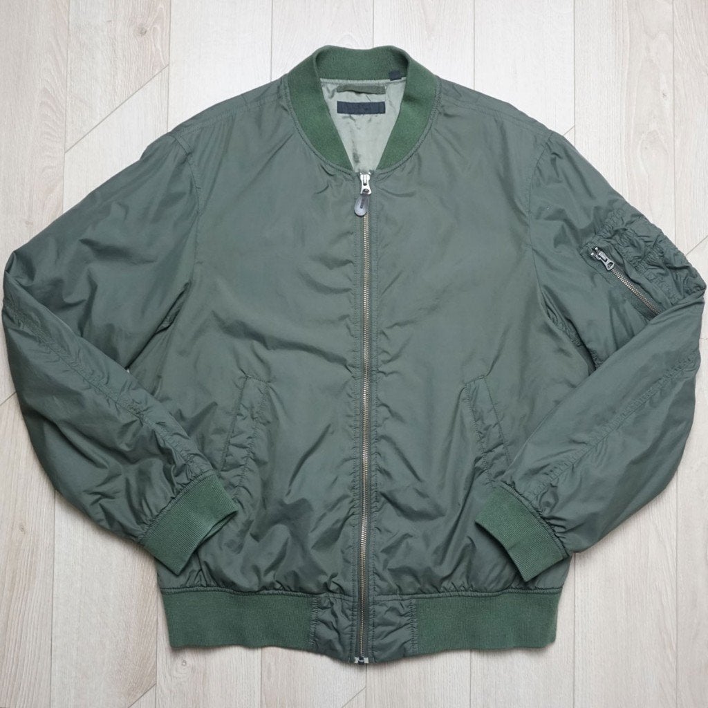 UNIQLO MA-1 Bomber Jacket - Green - Size M (Japan L), Kleding | Heren, Uniqlo, Maat 48/50 (M), Ophalen of Verzenden, Gedragen