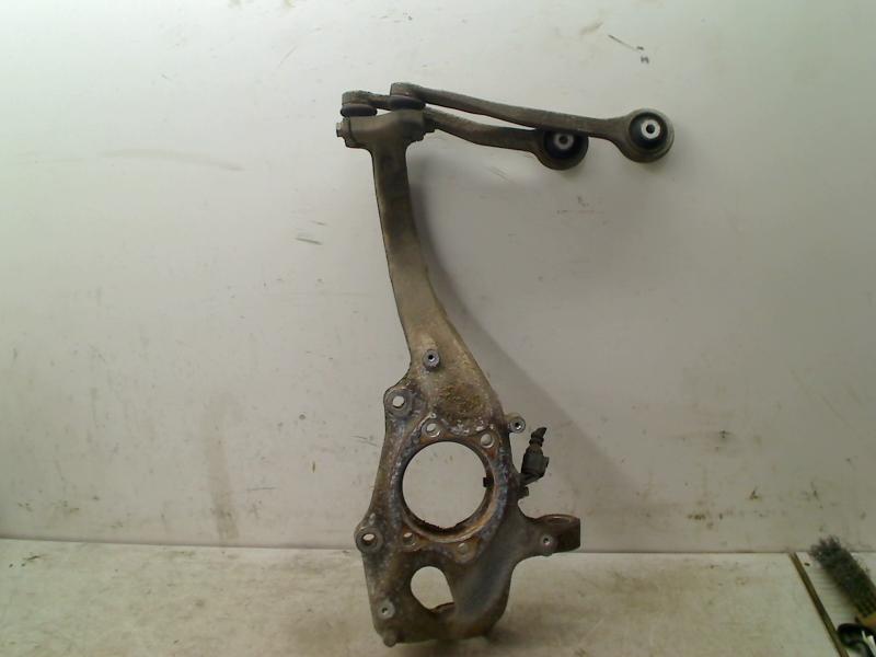 Wielnaaf Rechts Voor fusee Audi A4 Avant (B8) 8K0407258L, Gebruikt, Auto-Union-Straße  1, Ingolstadt 85057, , Duitsland, Info@audi.de