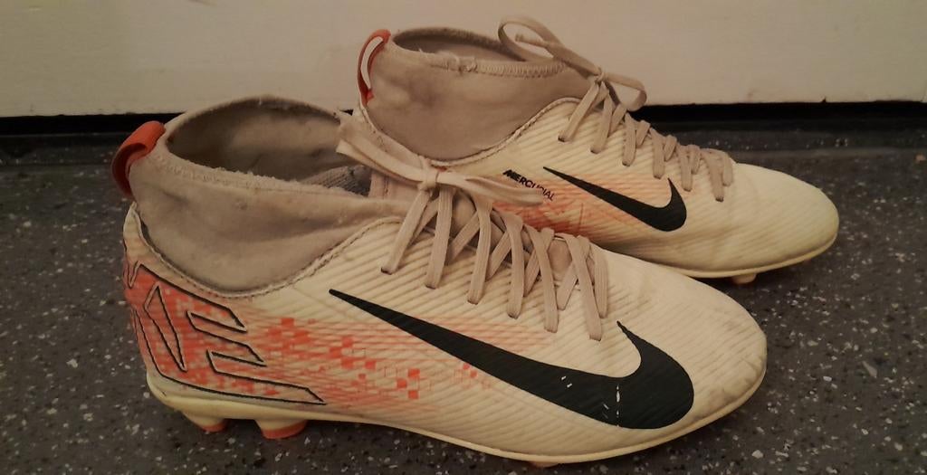 Nike voetbalschoen Mercurial ~ maat 38,5, Ophalen of Verzenden