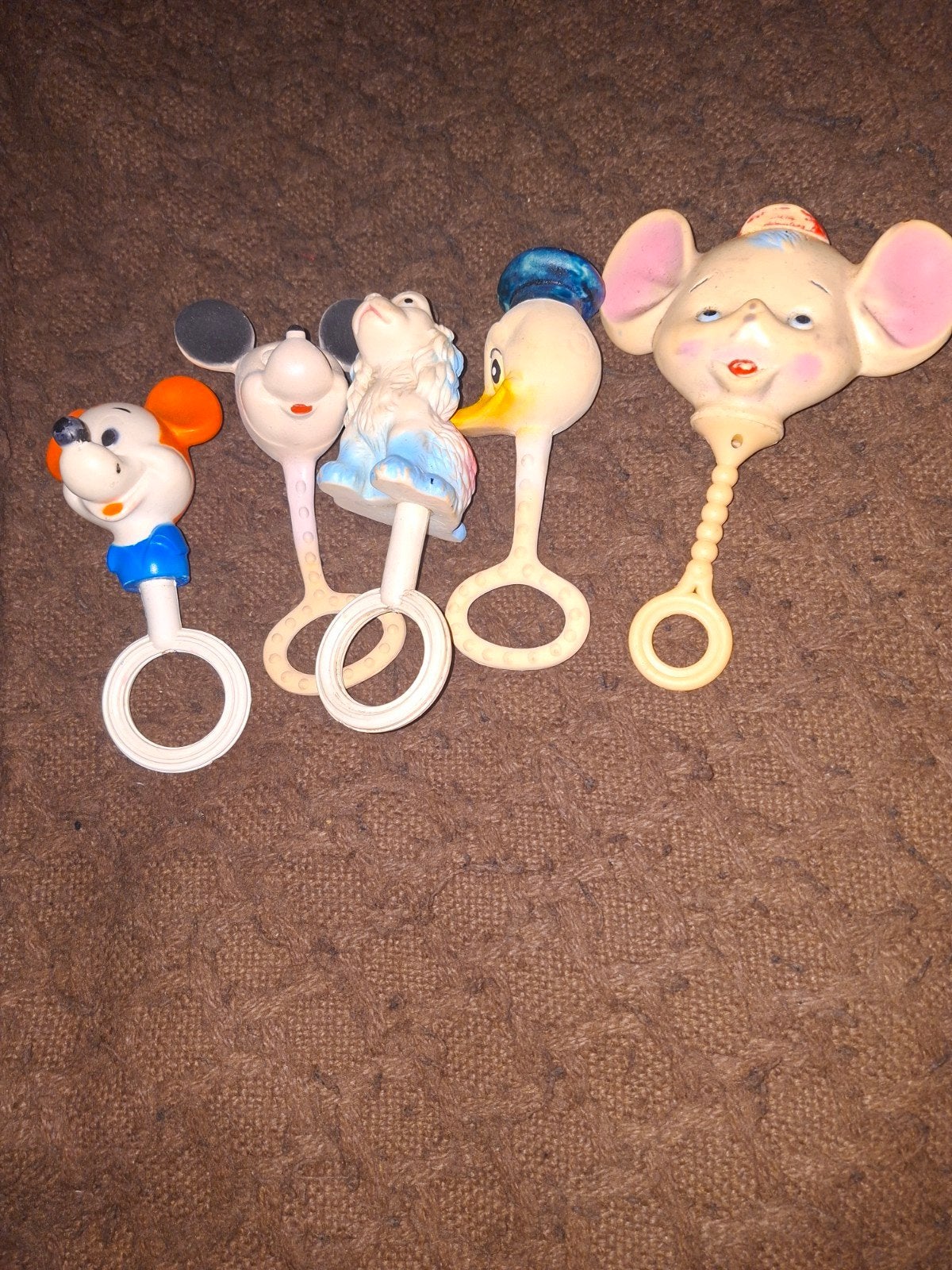 vintage Disney rammelaar, Ophalen of Verzenden, Beeldje of Figuurtje