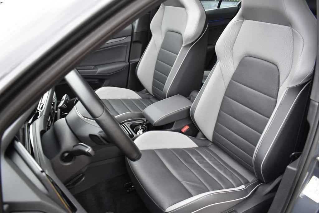 Volkswagen Golf 1.4 eHybrid GTE 245 Pk Vol Leder Pano IQ Lig, Gebruikt, 4 cilinders, 1527 kg, Hatchback