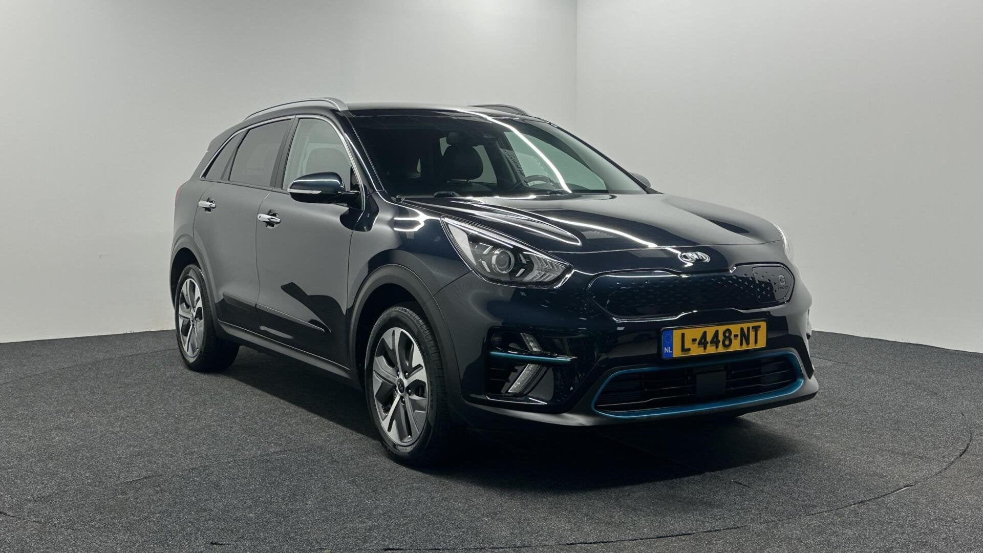 Kia e-Niro DynamicLine 39 kWh NAVI CAMERA CARPLAY ADAPTIEF C, 136 pk, Gebruikt, Met garantie (alle), Blauw