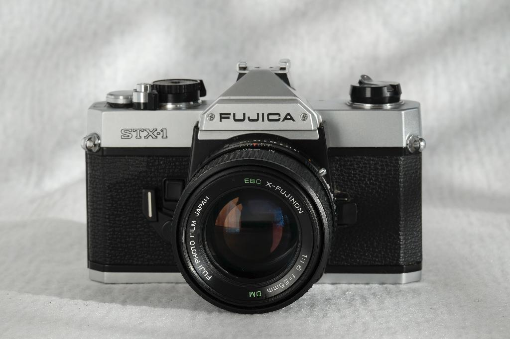 Fuji Fujica STX & AX, lens 55/2.2, 28/f3.5, 55/f1.6,100/f2.8, Ophalen, Gebruikt, Compact, Fuji