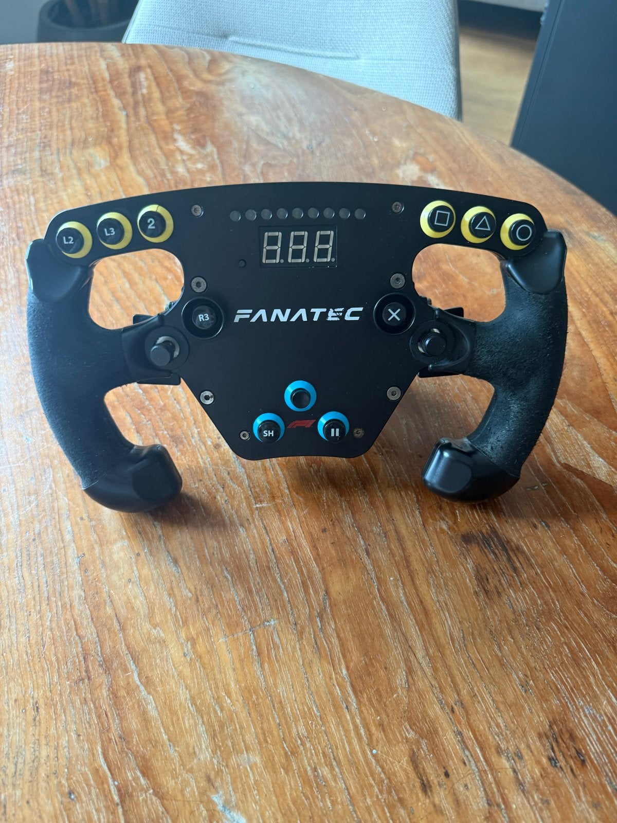 Fanatec ClubSport Steering Wheel F1 Esports V2, Spelcomputers en Games, Spelcomputers | Overige Accessoires, Racestuur, Gebruikt