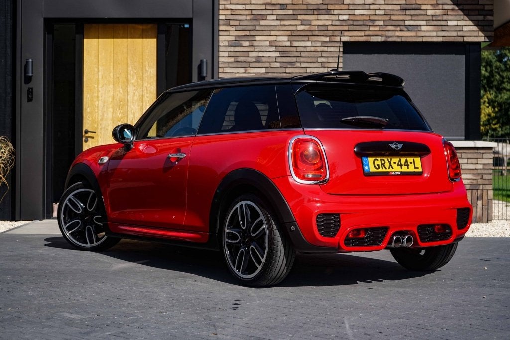 MINI Cooper S JCW John Cooper Works 192PK DCT-Automaat 37DKM, Auto's, Automaat, Gebruikt, Euro 6, Met garantie (alle)