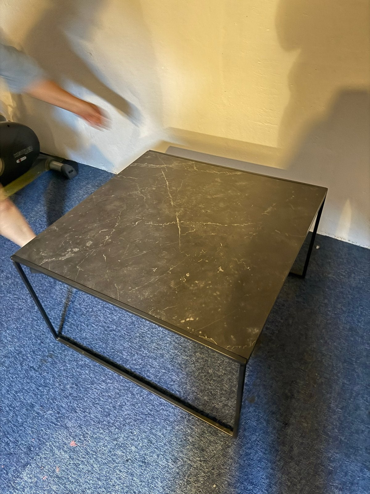 Stijlvolle salontafel met marmerlook blad, Ophalen, Gebruikt, Vierkant, 50 tot 100 cm
