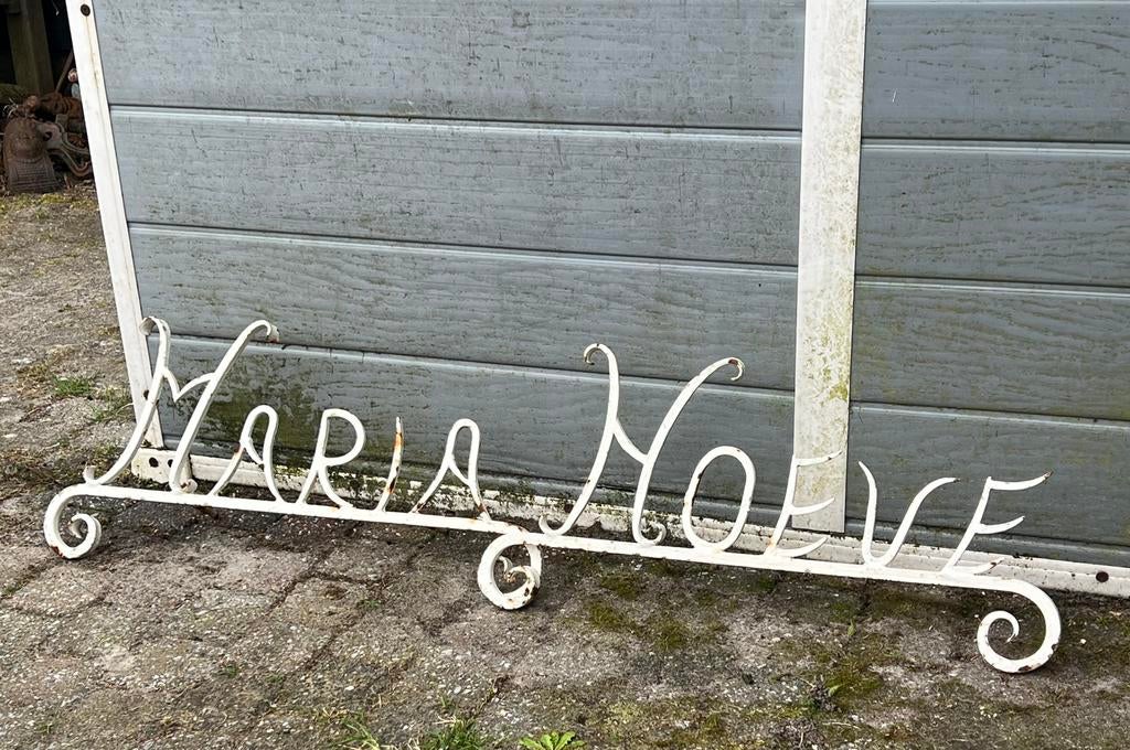 OUDE GEVEL LETTERS SMEEDIJZER MARIA HOEVE, Ophalen