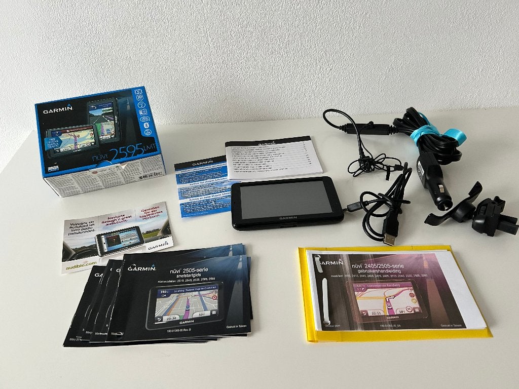 Garmin NUVI2595LMT navigatie, Ophalen of Verzenden, Zo goed als nieuw