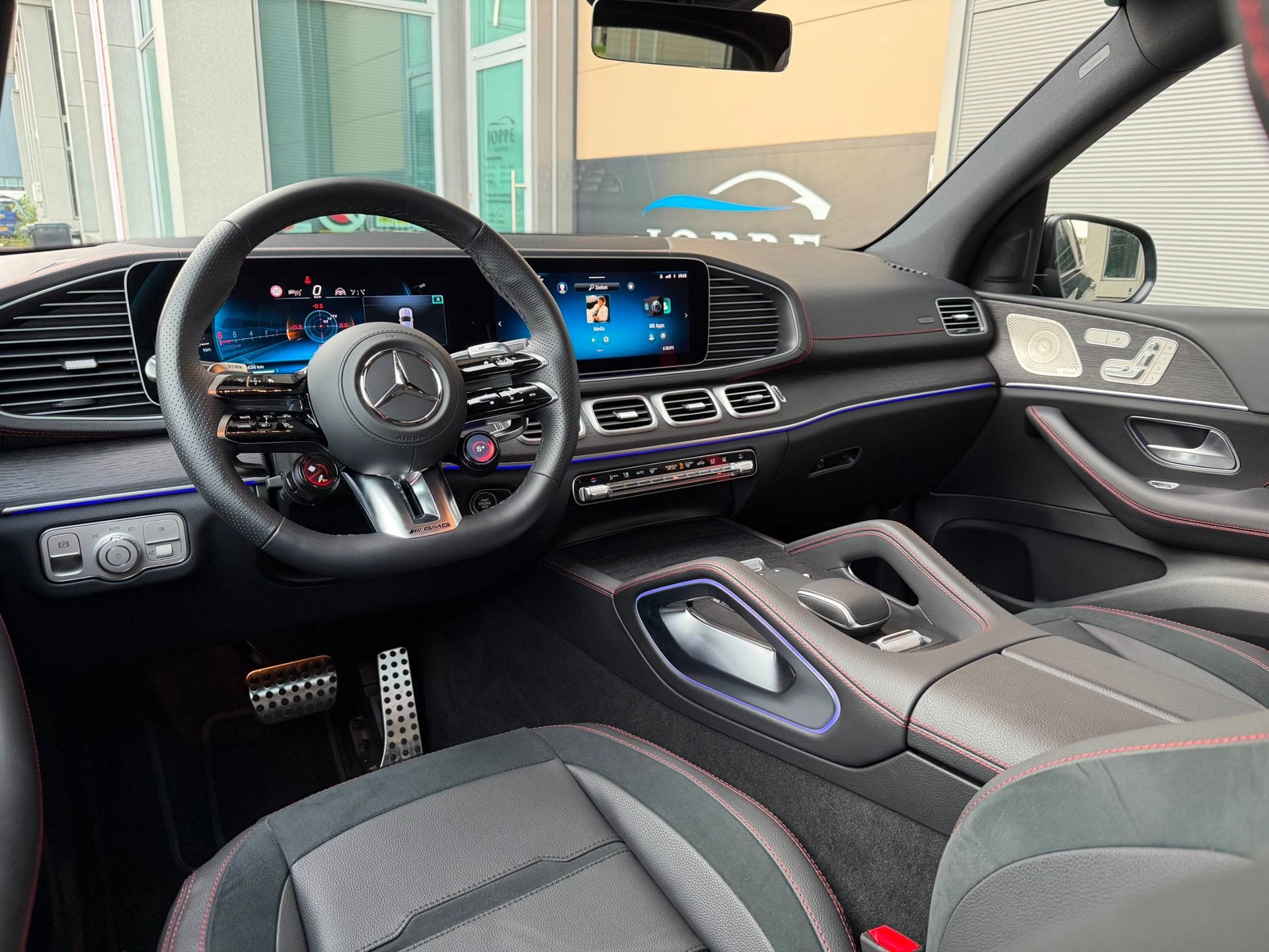 Mercedes-Benz GLE-klasse AMG 53 Hybrid 4MATIC+ |Pano|Night|B, Auto's, Mercedes-Benz, Automaat, Gebruikt, GLE, Zwart