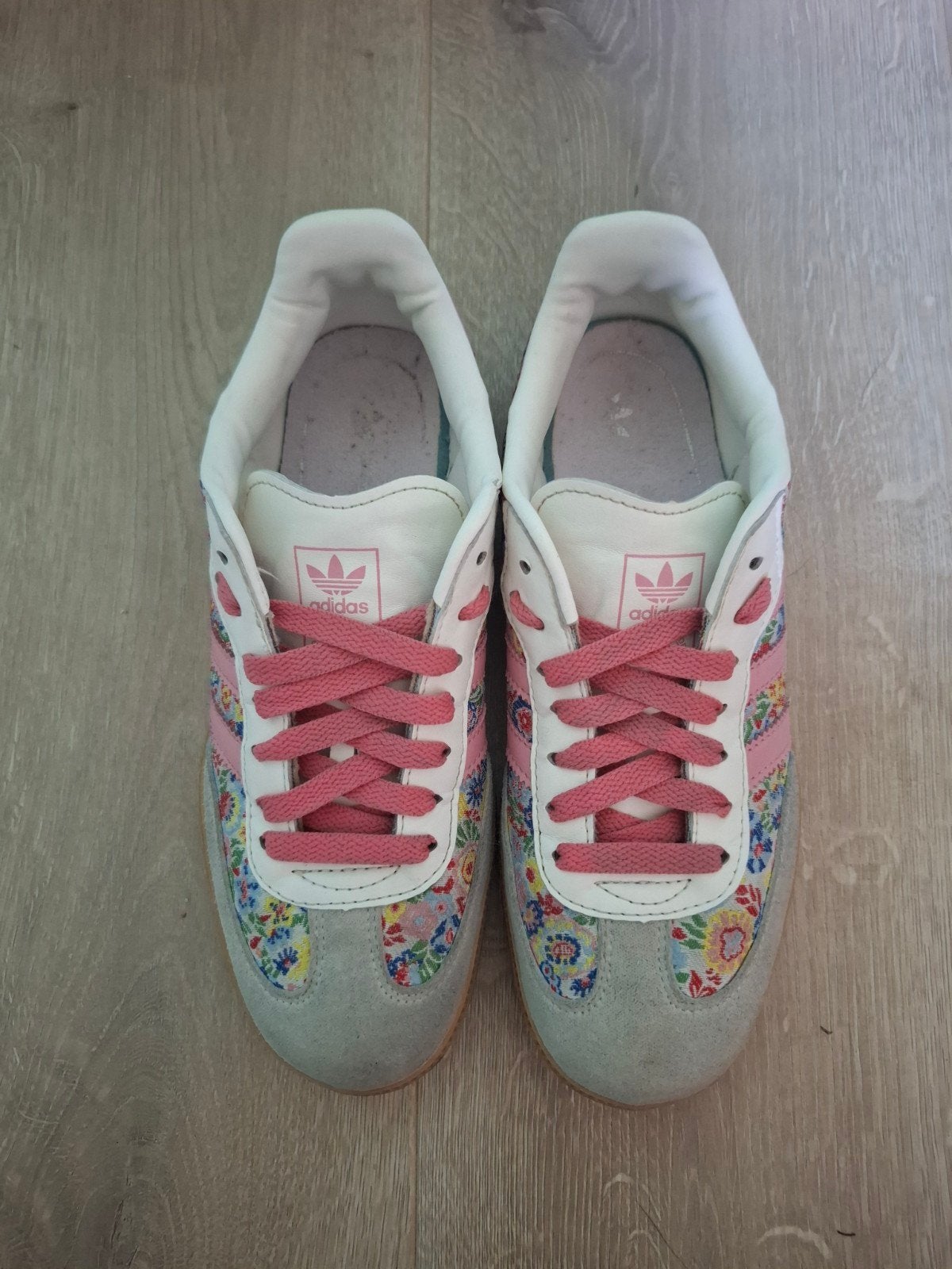 Adidas Samba OG x Liberty London - Bloemenprint - Maat 37, Kleding | Dames, Schoenen, Ophalen of Verzenden, Roze, Sneakers of Gympen