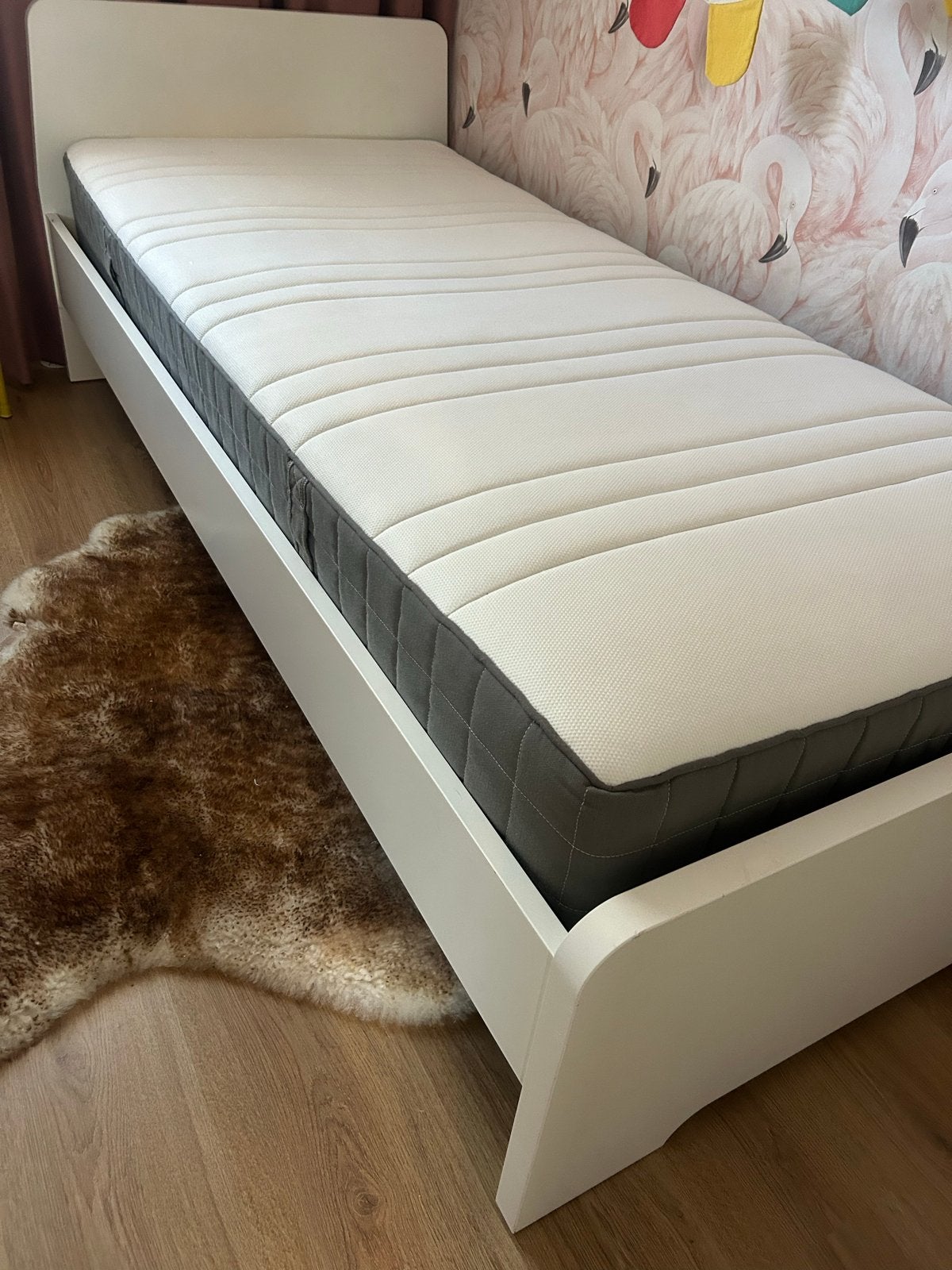 IKEA eenpersoonsbed met nieuw matras en wollen deken, Ophalen, 90 cm, Eenpersoons, Wit