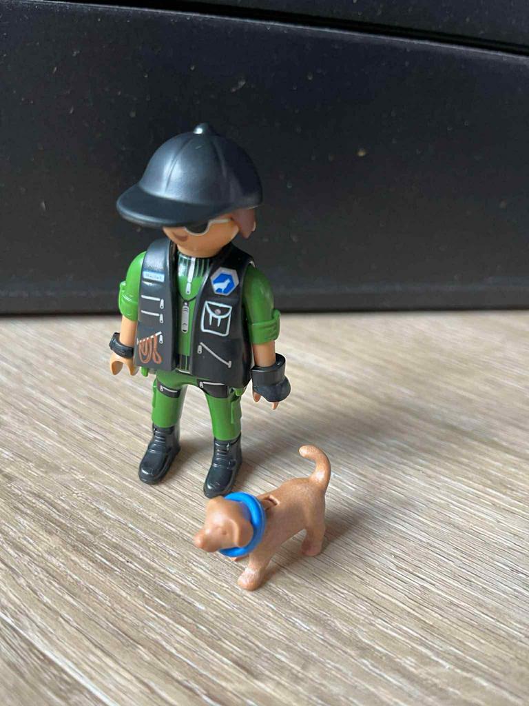 Playmobil Politieagent met Hond, Ophalen of Verzenden, Nieuw, Los playmobil