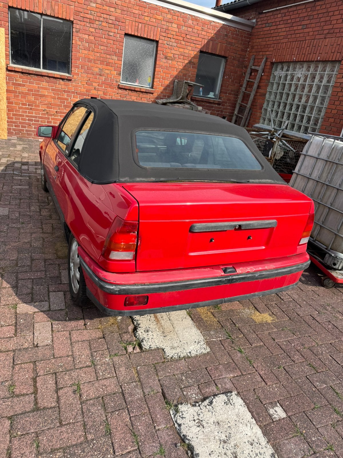 Opel kadett bertone cabrio 1989 139 duizend orginele kilomet, Voorwielaandrijving, 980 kg, 4 cilinders, 1600 cc