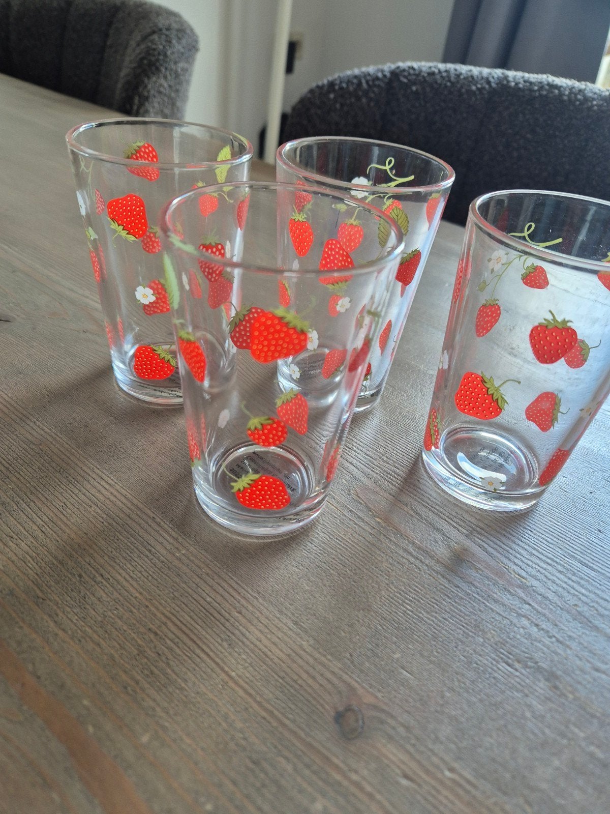 Drinkglazen aardbei, Ophalen, Zo goed als nieuw, Overige typen