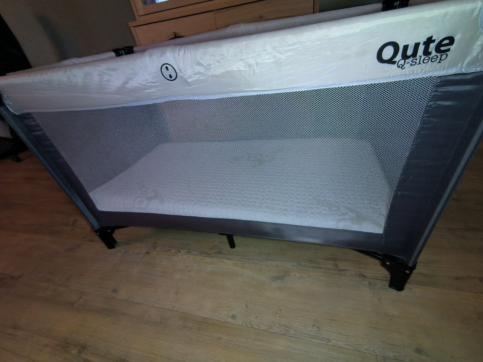 Qute kinderbedje met matras en draagtas, Kinderen en Baby's, Ophalen, Gebruikt, Minder dan 140 cm, Matras