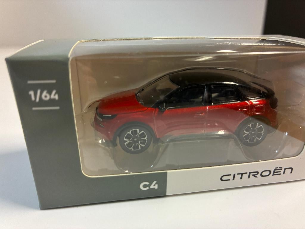 89675: Citroën C4 - 2022 - Norev 1:64, 70-72 avenue de Bohlen 69120 Vaulx-en-Velin, France, Auto, Norev, Nieuw