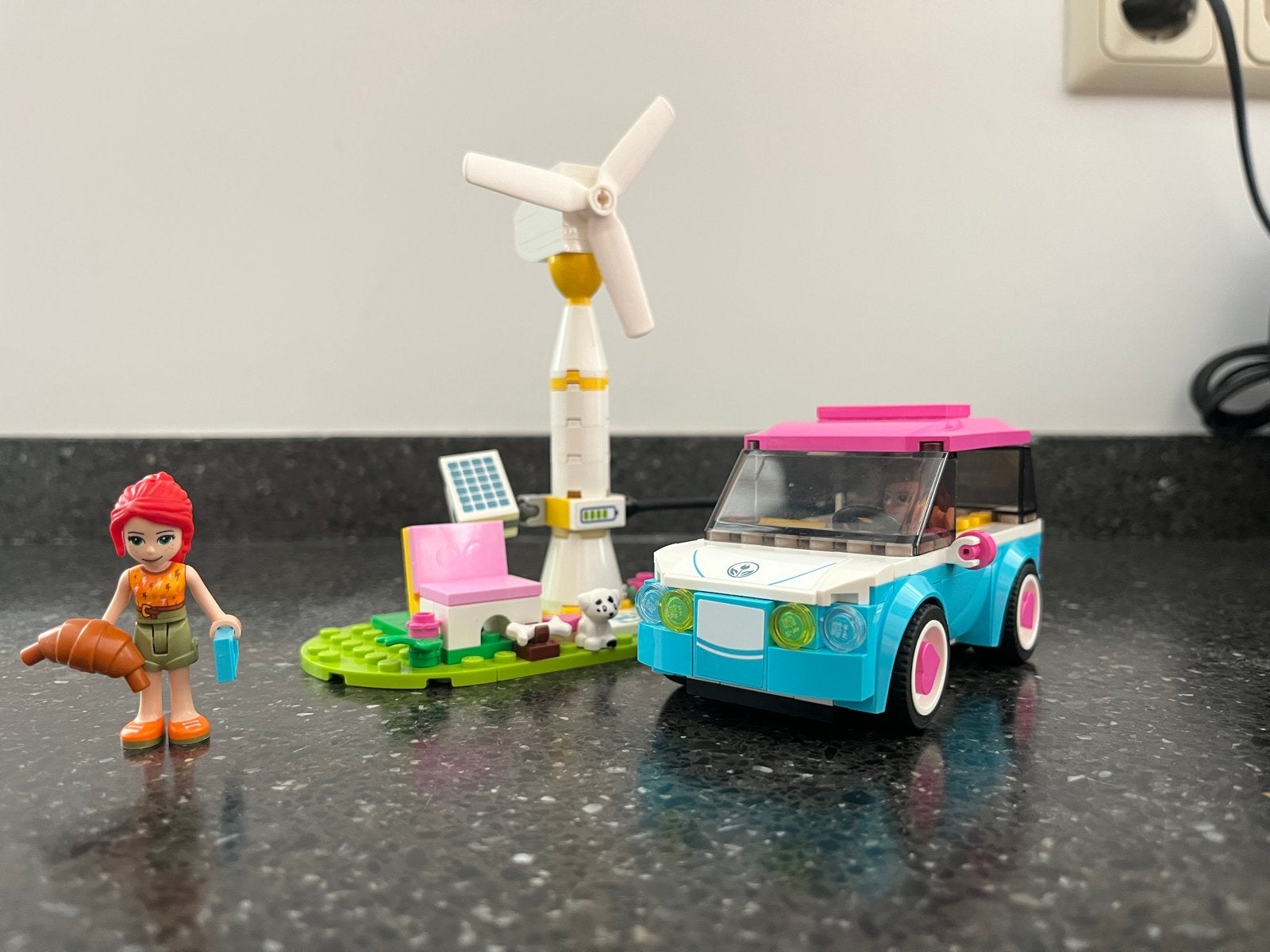 Lego Friends 41443 - Elektrische Auto EUR 5,00, Ophalen, Zo goed als nieuw