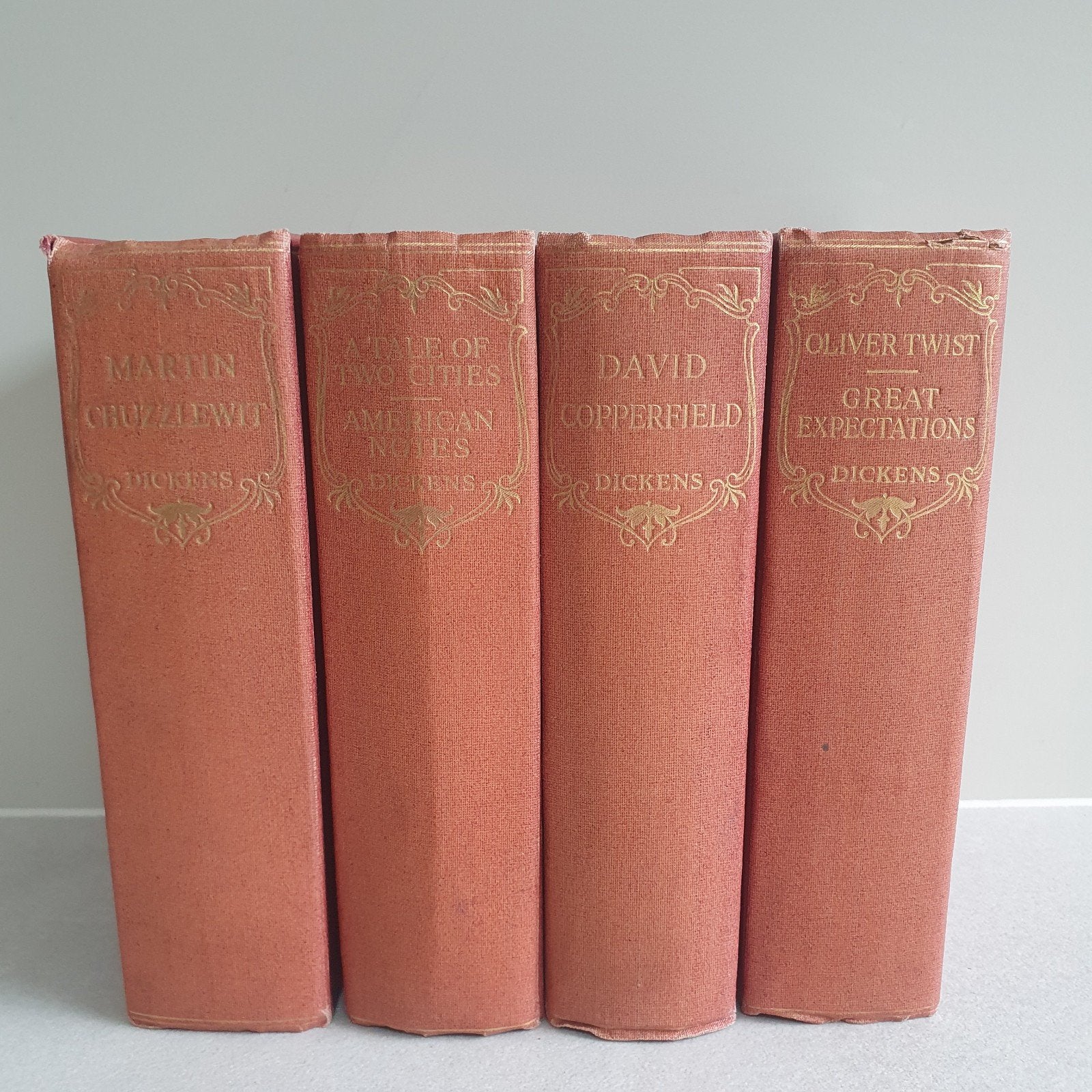 Charles Dickens  - Odhams Press Limited, Ophalen of Verzenden, Gelezen, Charles Dickens, Europa overig
