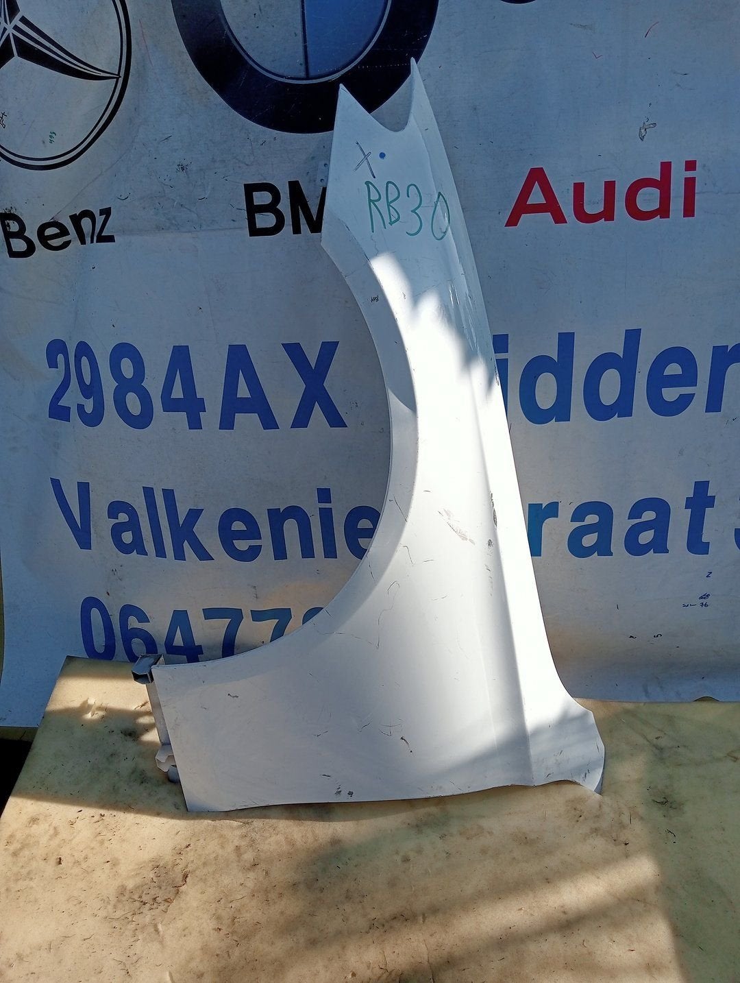 linker voorspatbord Mercedes-Benz E-Klasse W213, Gebruikt, -, Ophalen of Verzenden, Spatbord