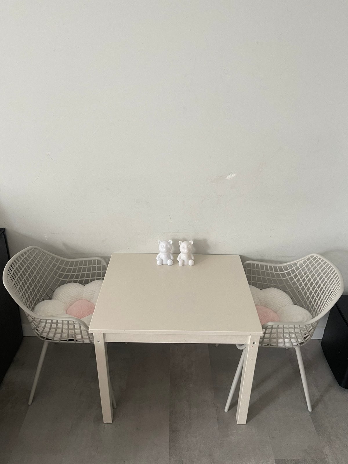 Houten Kindertafel met 2 stoeltjes, Kinderen en Baby's, Kinderkamer | Tafels en Stoelen, Ophalen, Zo goed als nieuw, Tafel(s) en Stoel(en)